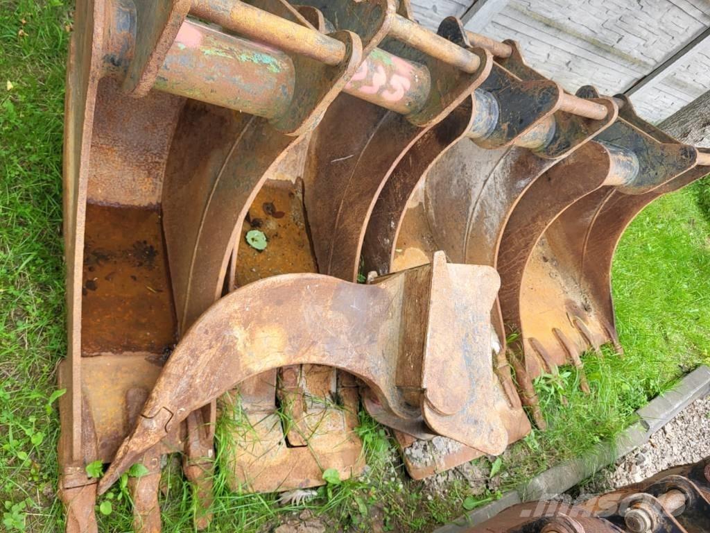 Komatsu PW110 Gravemaskiner på hjul