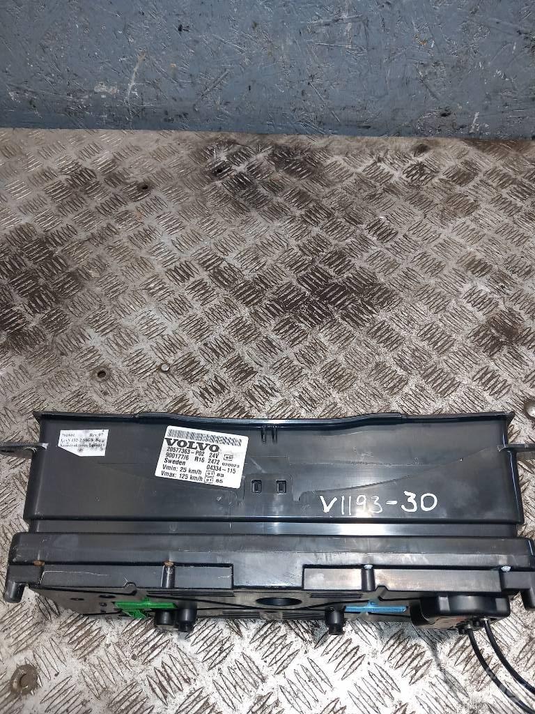 Volvo FH 12    20577363 Kabiner og interiør
