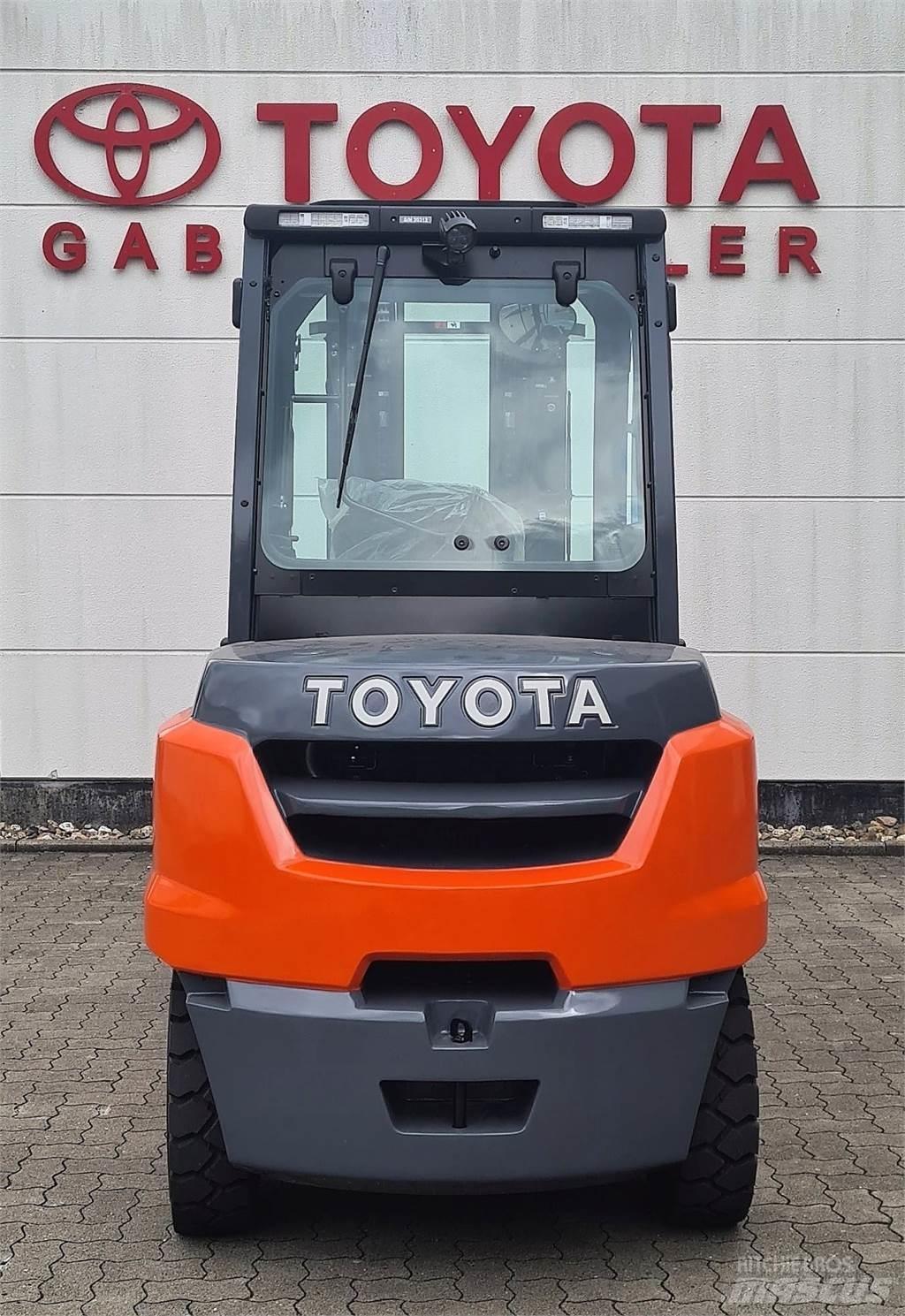Toyota 40-8FD50N Diesel gaffeltrucks
