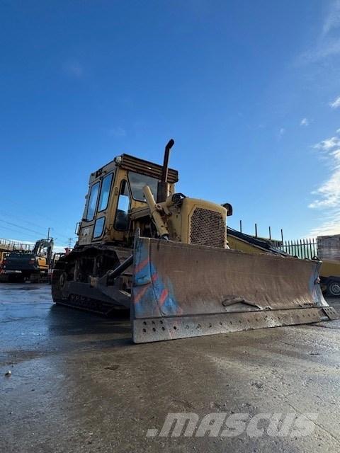 CAT D 6 D Bulldozer på larvebånd