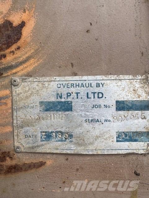 CAT D 6 D Bulldozer på larvebånd