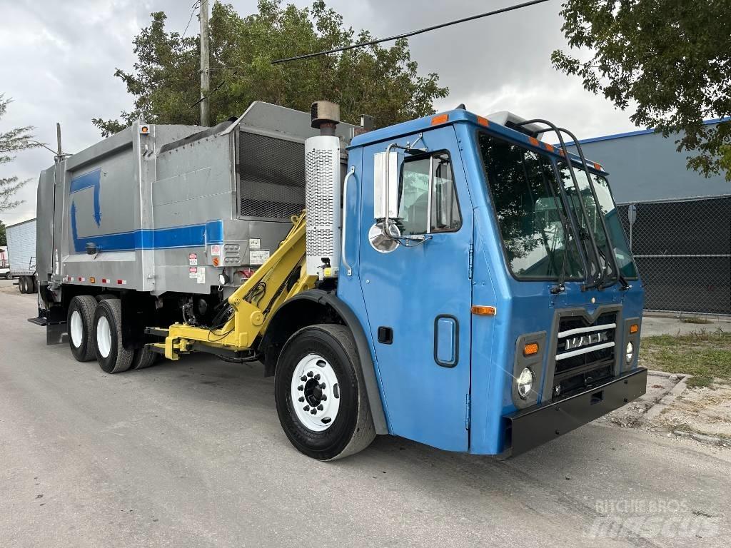 Mack LEU Renovationslastbiler