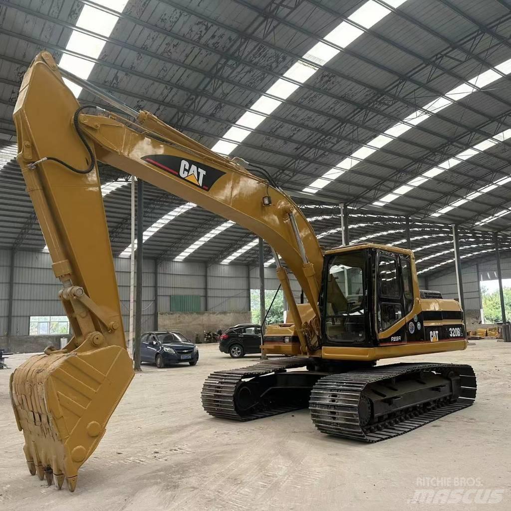 CAT 320B Gravemaskiner på larvebånd