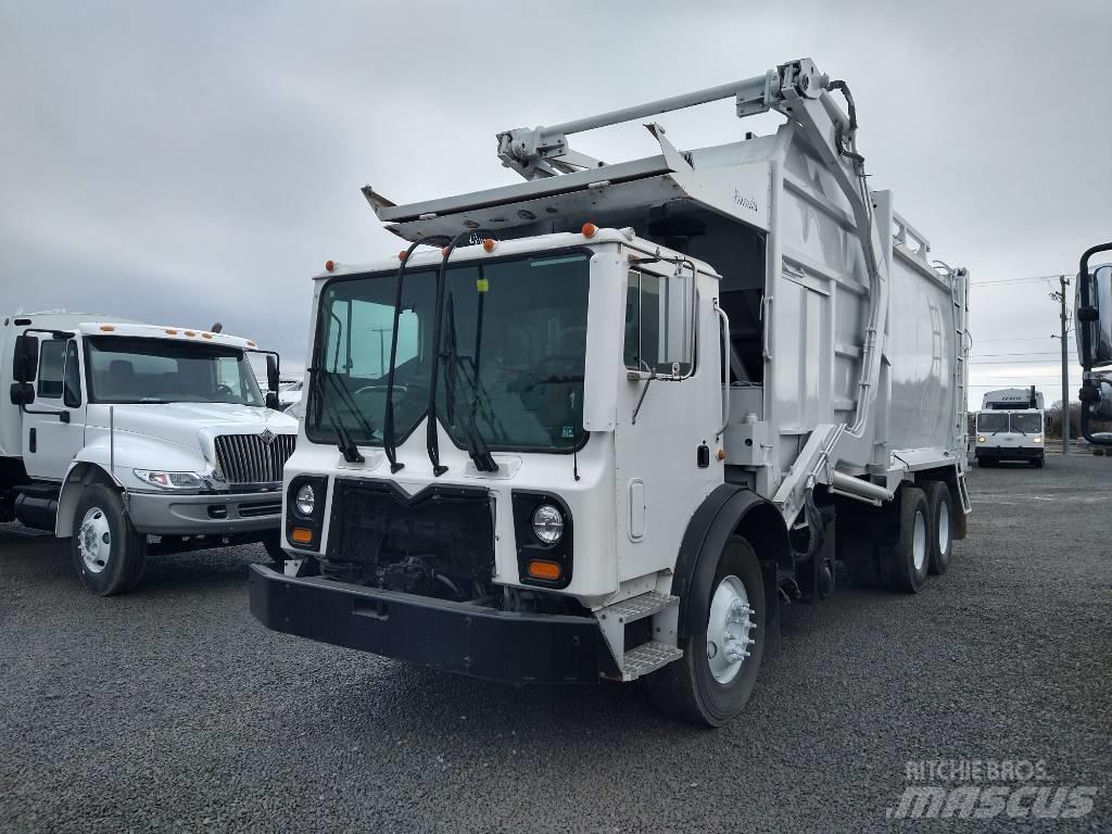 Mack MRU600 Renovationslastbiler