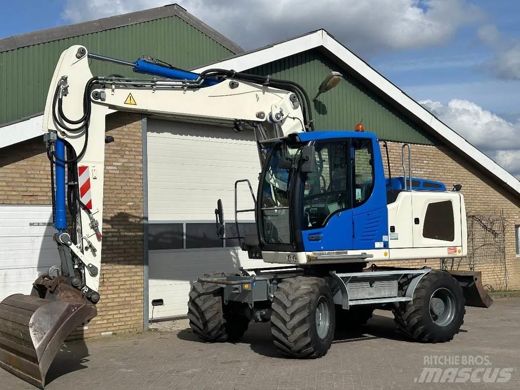 Liebherr A914 Gravemaskiner på hjul