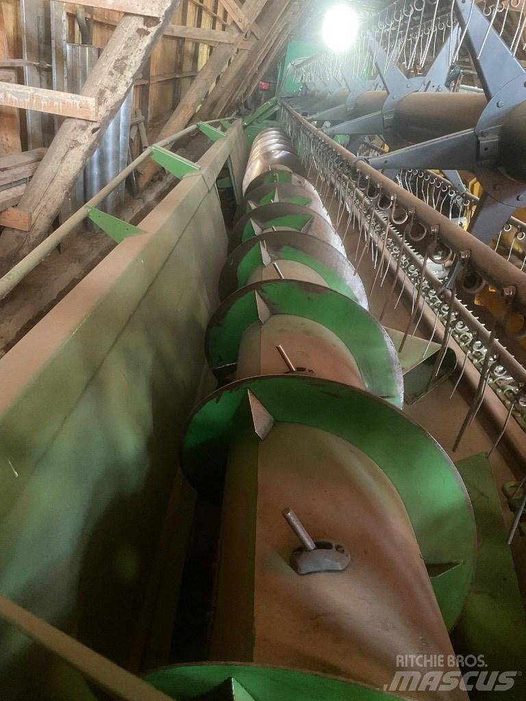 John Deere T670 Mejetærskere