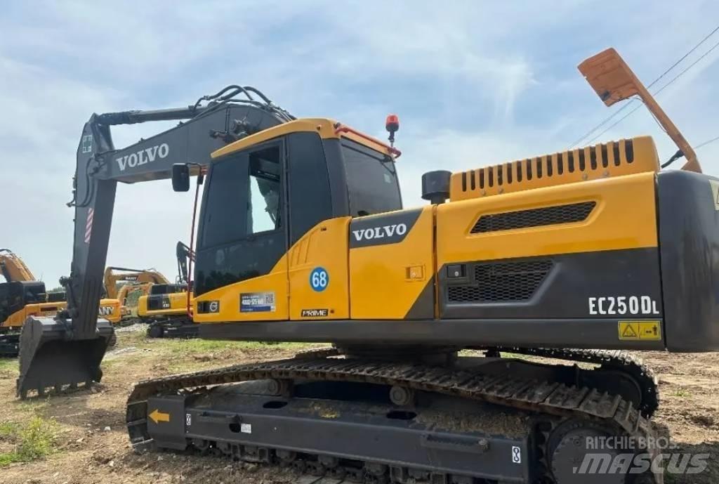 Volvo EC 250 D L Gravemaskiner på larvebånd