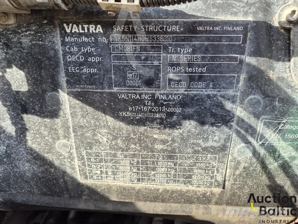 Valtra N114 EH Udkørselsmaskiner
