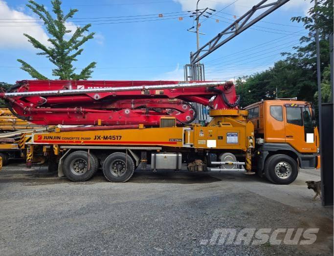 Junjin JX-M4517 Betonpumper