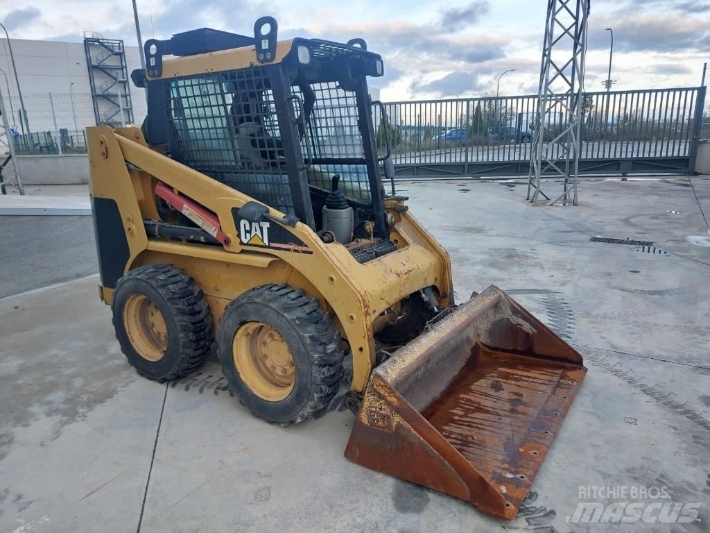 CAT 216 Minilæsser - skridstyret
