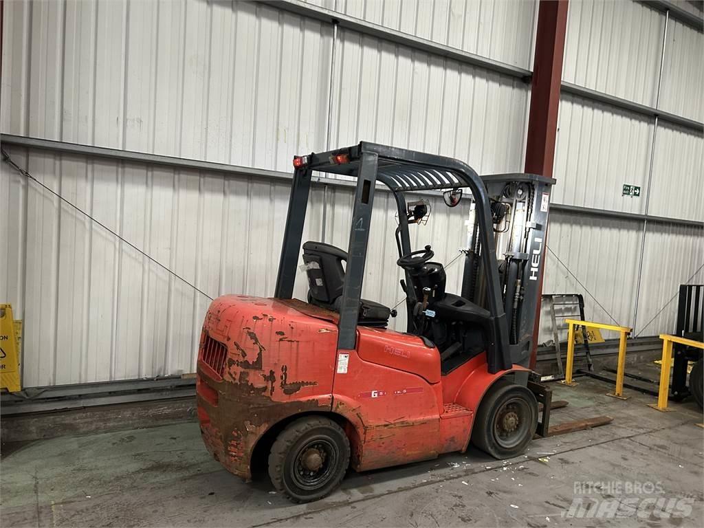 Heli FD25G Diesel gaffeltrucks
