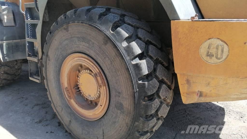 Liebherr L 564     2+2 Læssemaskiner på hjul