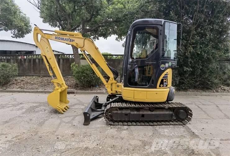 Komatsu PC35 Minigravemaskiner