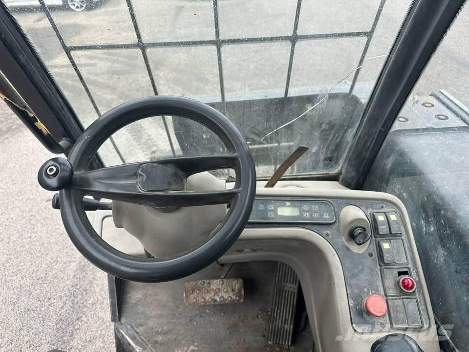 JCB TLT 25 D Teleskoplæssere