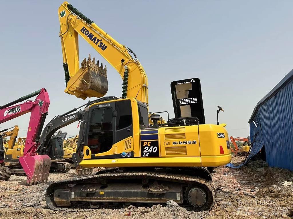 Komatsu PC 240 Gravemaskiner på larvebånd