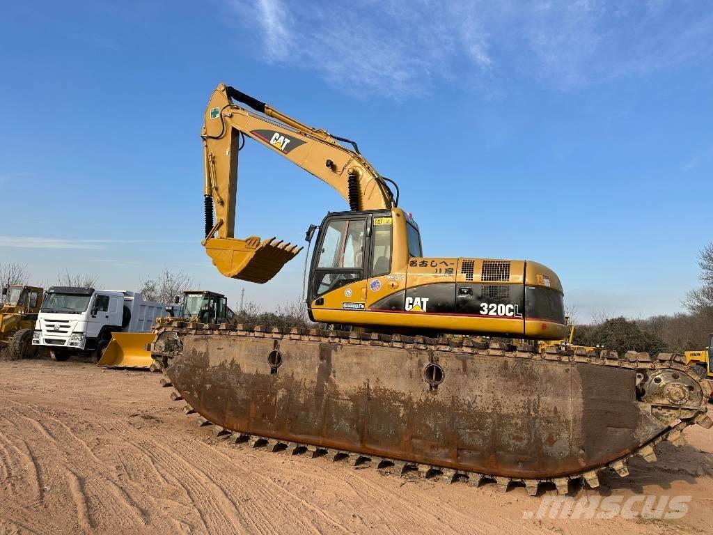 CAT 320 C L Amfibiegravemaskine