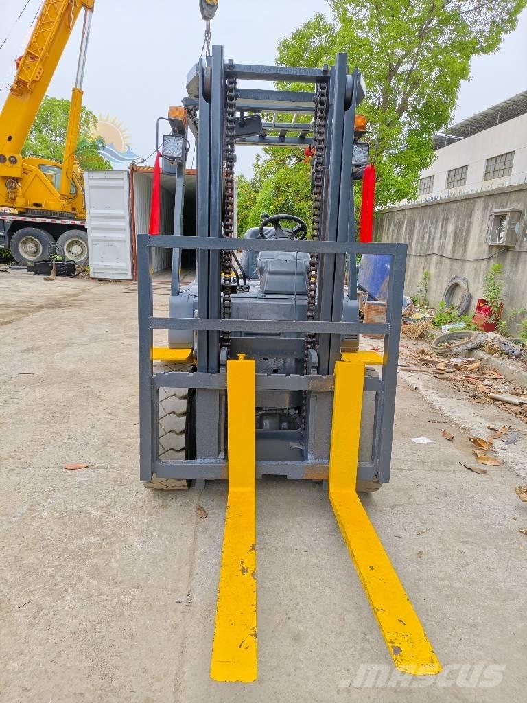 Komatsu FD 30 Diesel gaffeltrucks