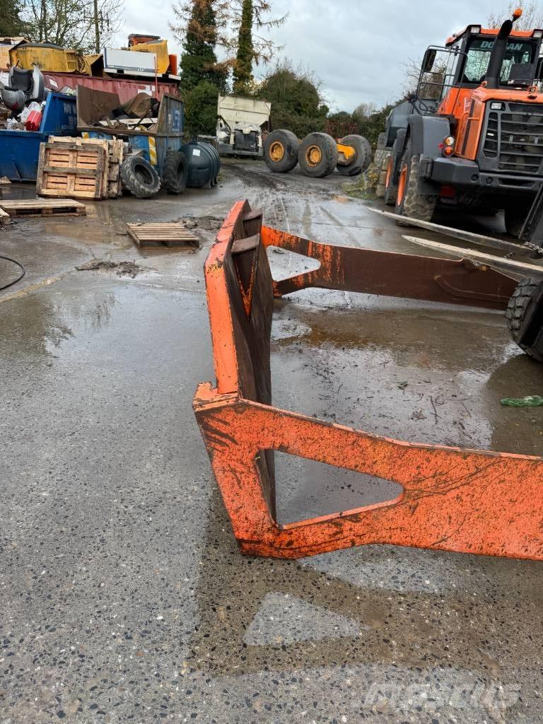 Doosan DA 40 Bagklapper