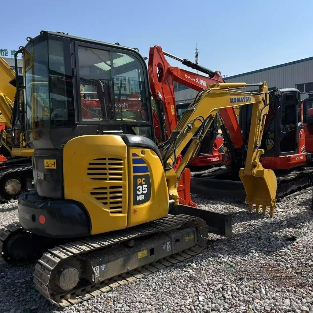 Komatsu 35 Gravemaskiner på larvebånd