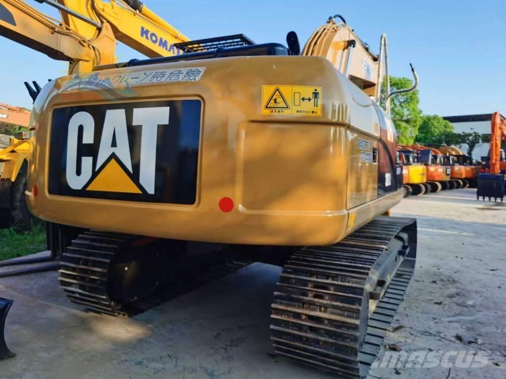 CAT 320d2 Gravemaskiner på larvebånd