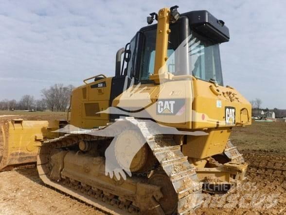 CAT D6N XL Bulldozer på larvebånd