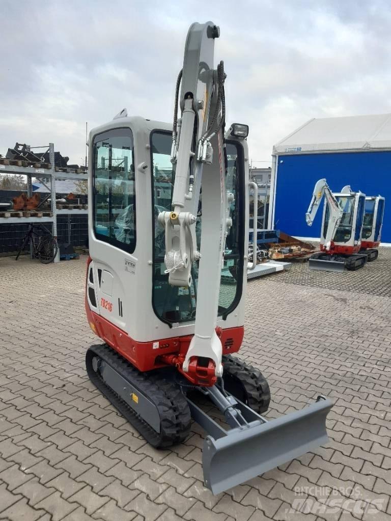 Takeuchi TB216 V2 Minigravemaskiner