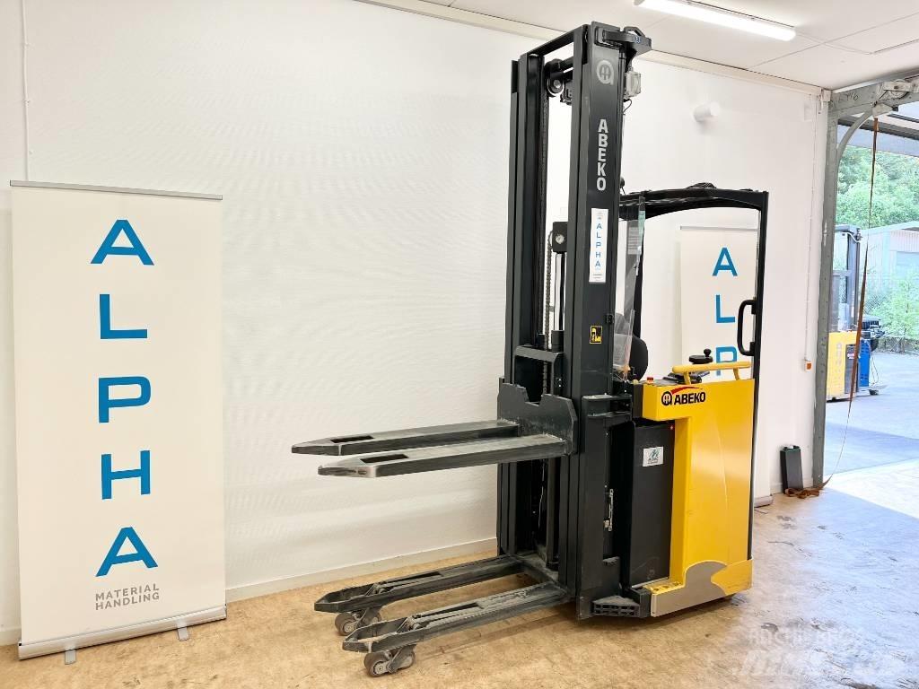 Abeko SW1600 Selvkørende stablere