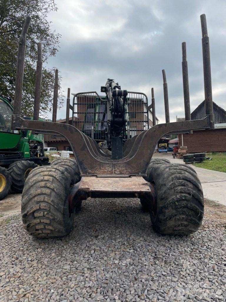 John Deere 1010 E Udkørselsmaskiner