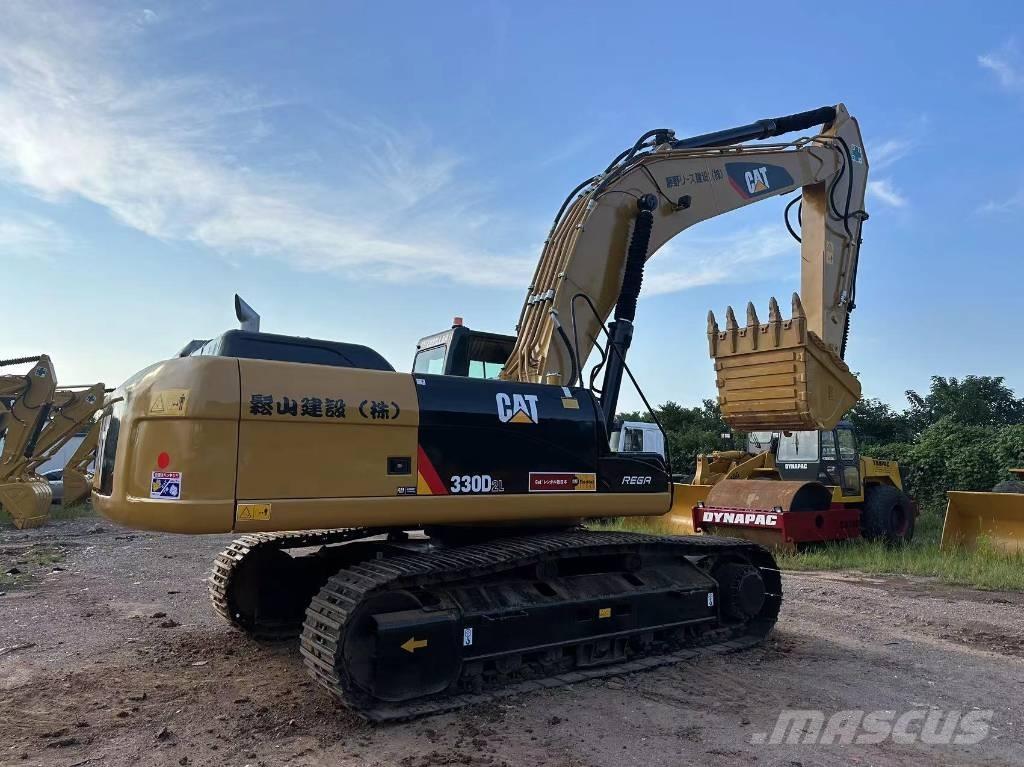 CAT 330D Gravemaskiner på larvebånd