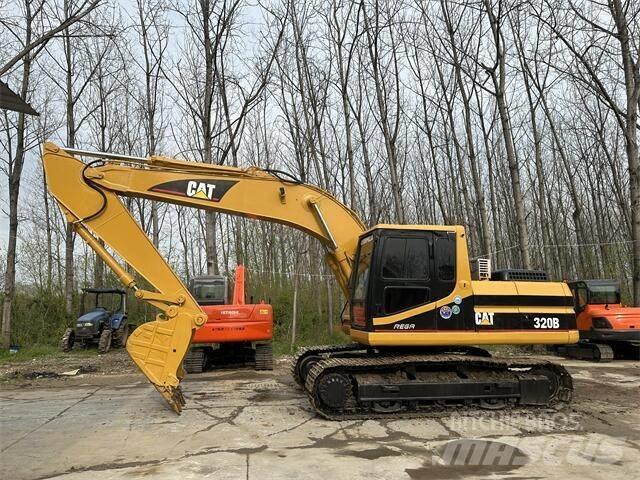 CAT 320B Gravemaskiner på larvebånd
