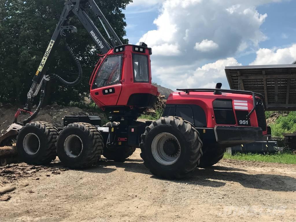 Komatsu 951 Skovningsmaskiner