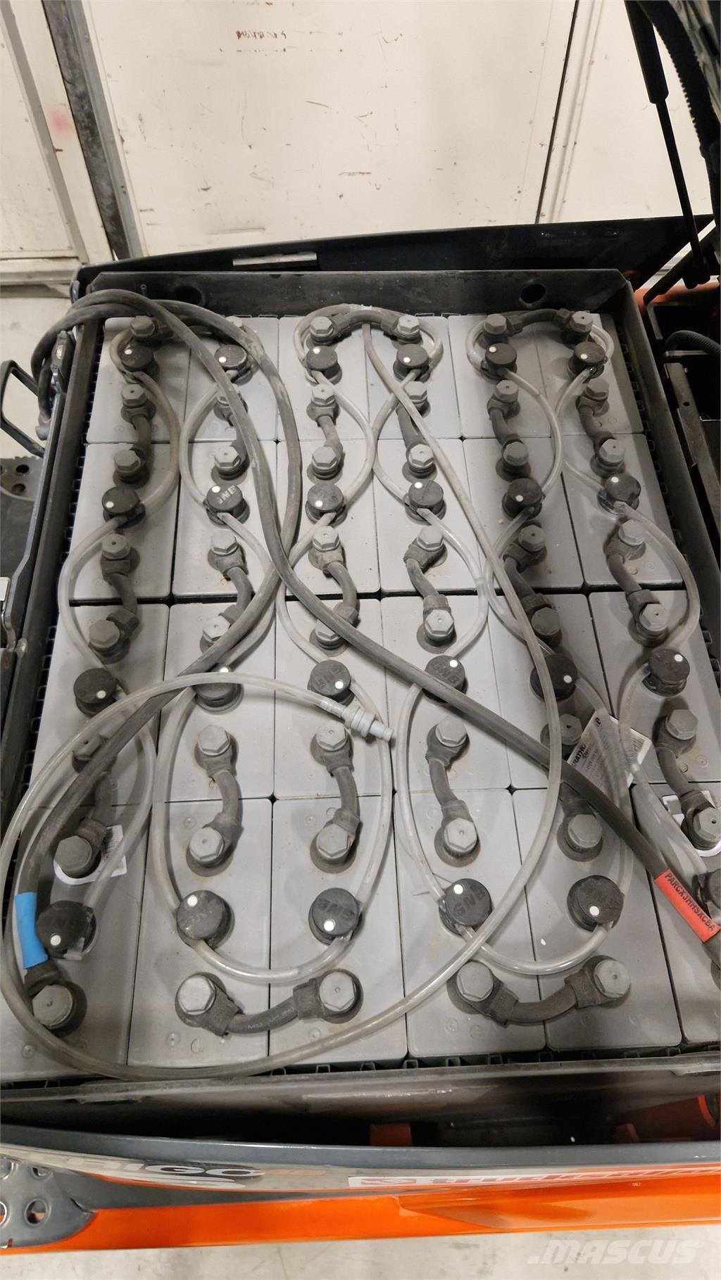 Toyota 8FBEK16T El gaffeltrucks