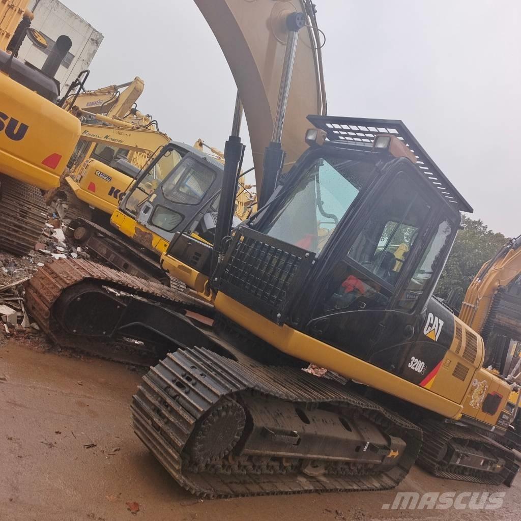 CAT 320 D Gravemaskiner på larvebånd