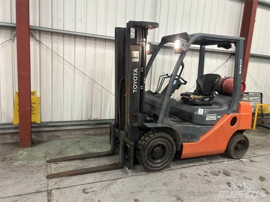 Toyota 02-8FGF20 LPG gaffeltrucks