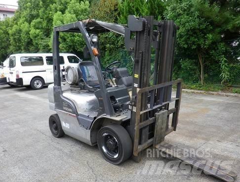 Nissan PL02A20D LPG gaffeltrucks