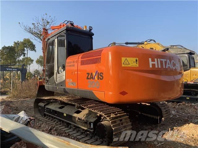 Hitachi ZX200 Gravemaskiner på larvebånd