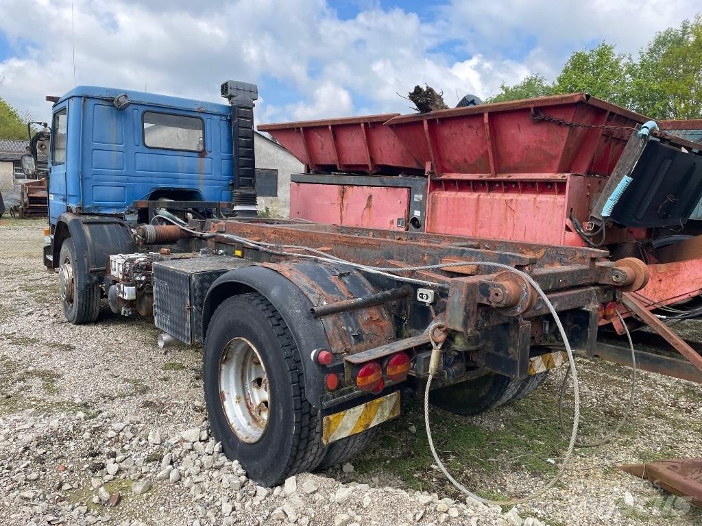 Scania 82M Demonterbare/wirehejs lastbiler