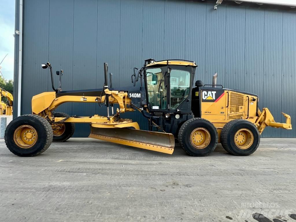 CAT 140M Vejhøvle / Gradere