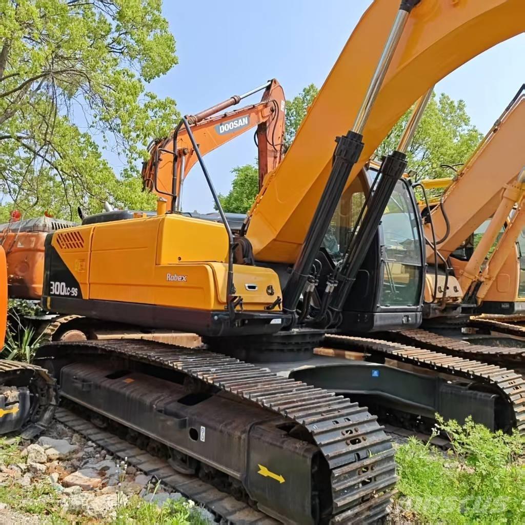 Hyundai R300LC-9S Gravemaskiner på larvebånd