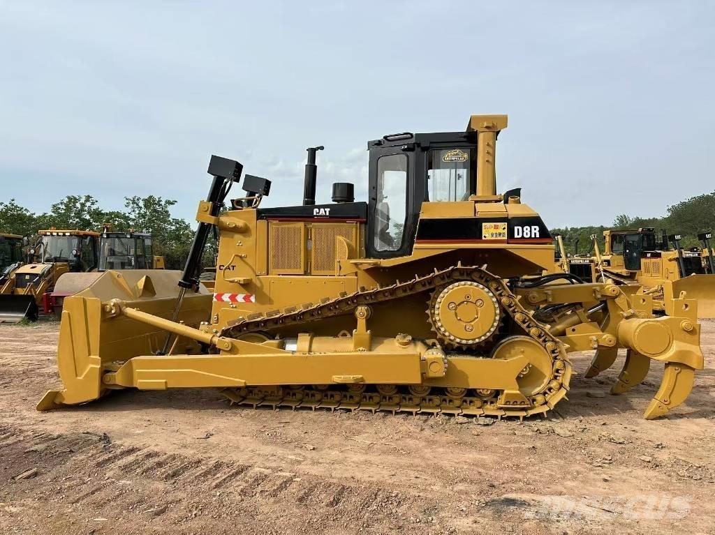 CAT D8R Bulldozer på larvebånd
