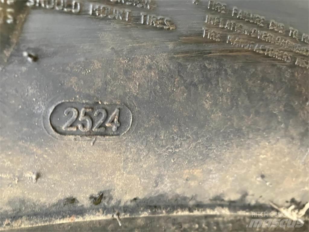 Mitas 600/65R38 Hjul, Dæk og Fælge