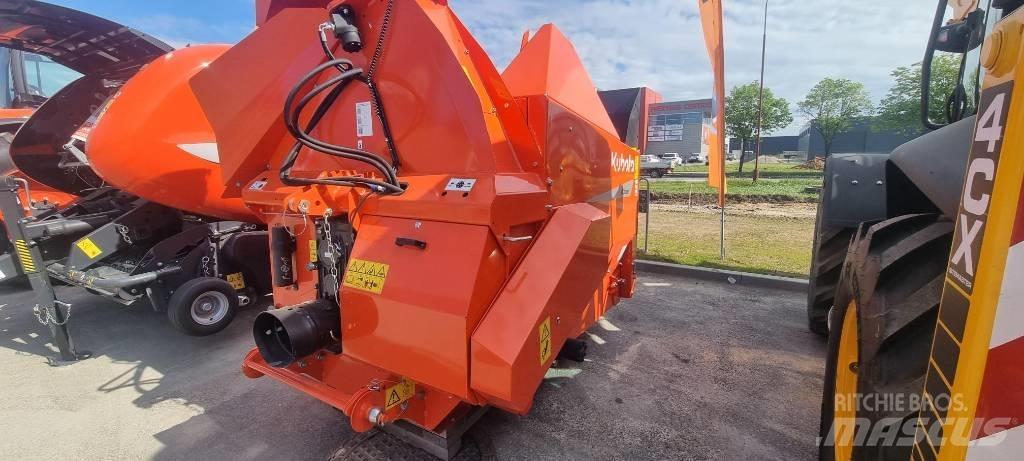 Kubota BC 1200 Balleskærere og -stablere