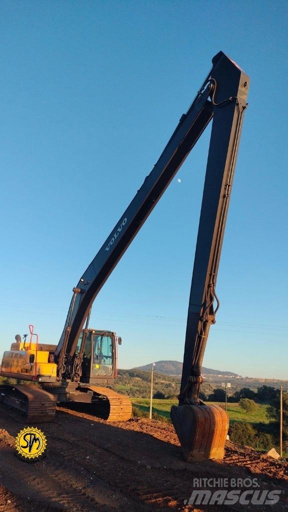 Volvo EC 250 D Gravemaskiner på larvebånd