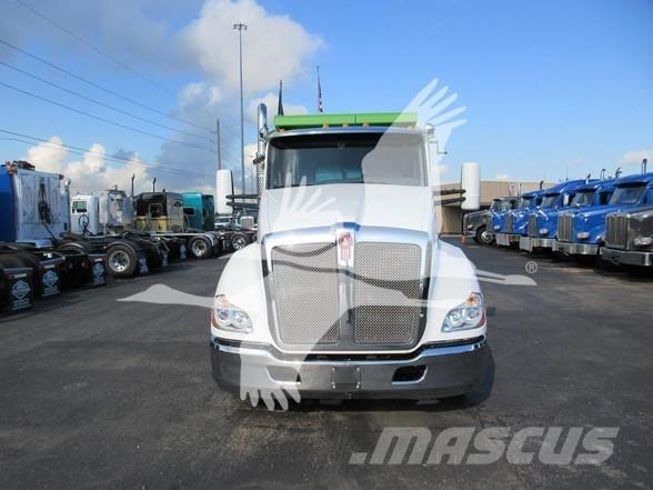 Kenworth T680 Lastbiler med tip