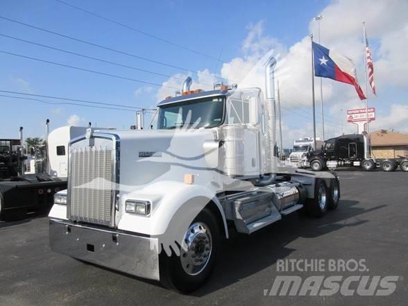 Kenworth W900L Trækkere
