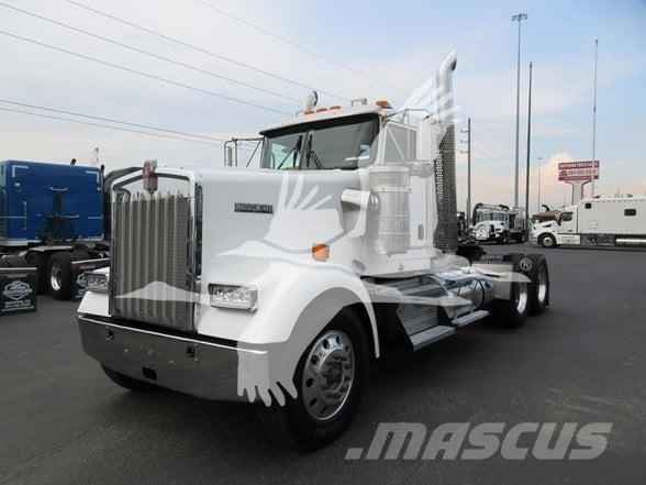 Kenworth W900L Trækkere