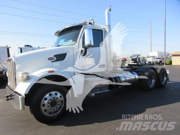 Peterbilt 567 Trækkere