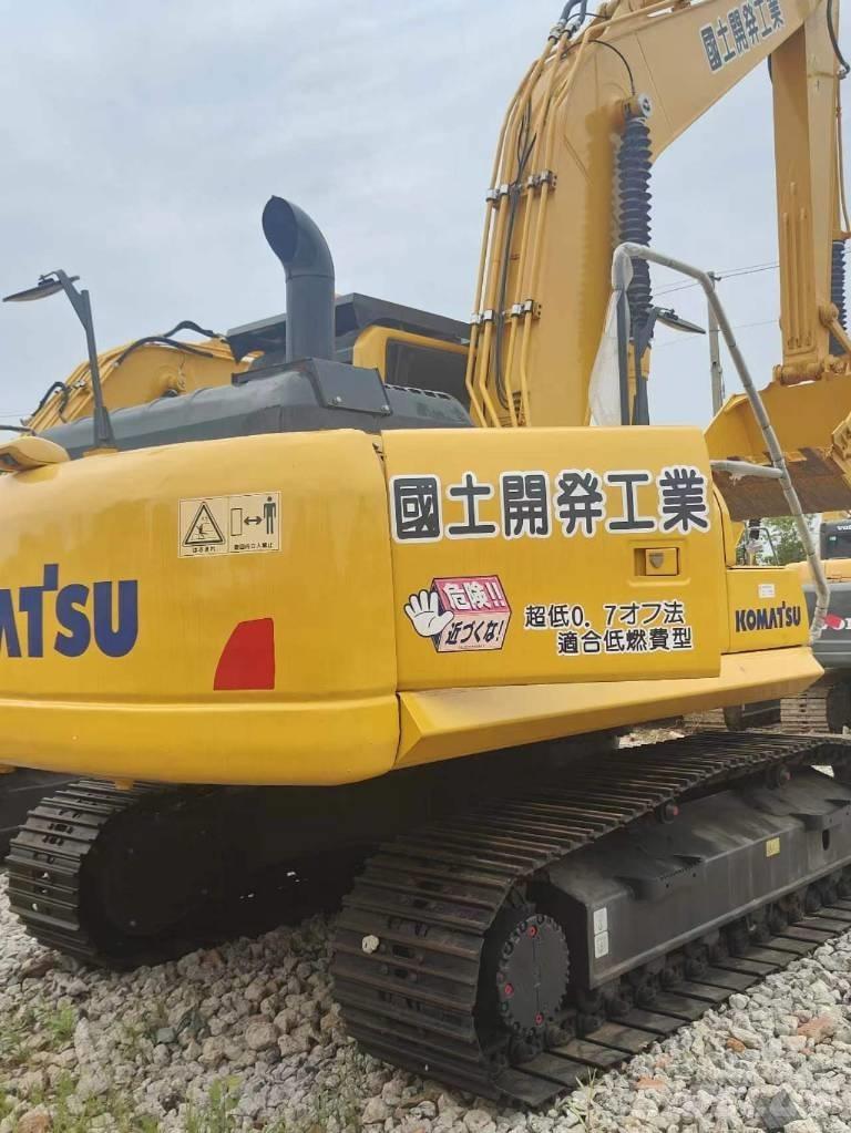 Komatsu PC200 Gravemaskiner på larvebånd
