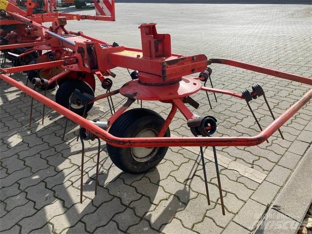 Kuhn GF 8702 River og høvendere