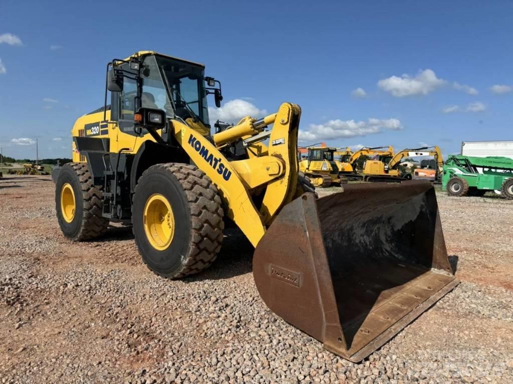 Komatsu WA 320 Læssemaskiner på hjul